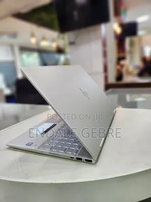 New Laptop HP Envy X360 12GB Intel Core I7 SSD 512GB