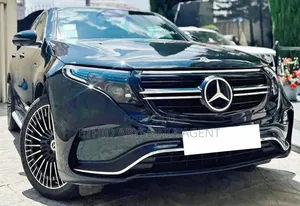 Photo - Mercedes For Rent