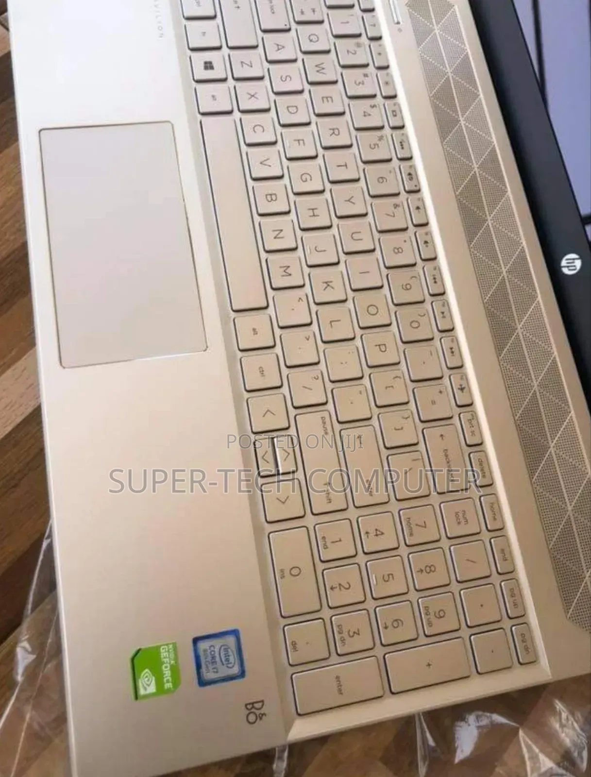 New Laptop HP Pavilion 13 8GB Intel Core I7 SSD 256GB