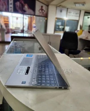 New Laptop HP Envy X360 12GB Intel Core I7 SSD 512GB