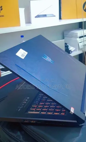 New Laptop Acer Predator Helios 300 16GB Intel Core I9 SSD 512GB