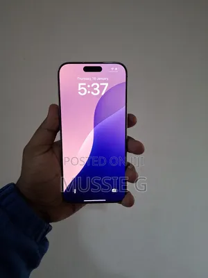 Photo - New Apple iPhone 16 Pro Max 256 GB Gold