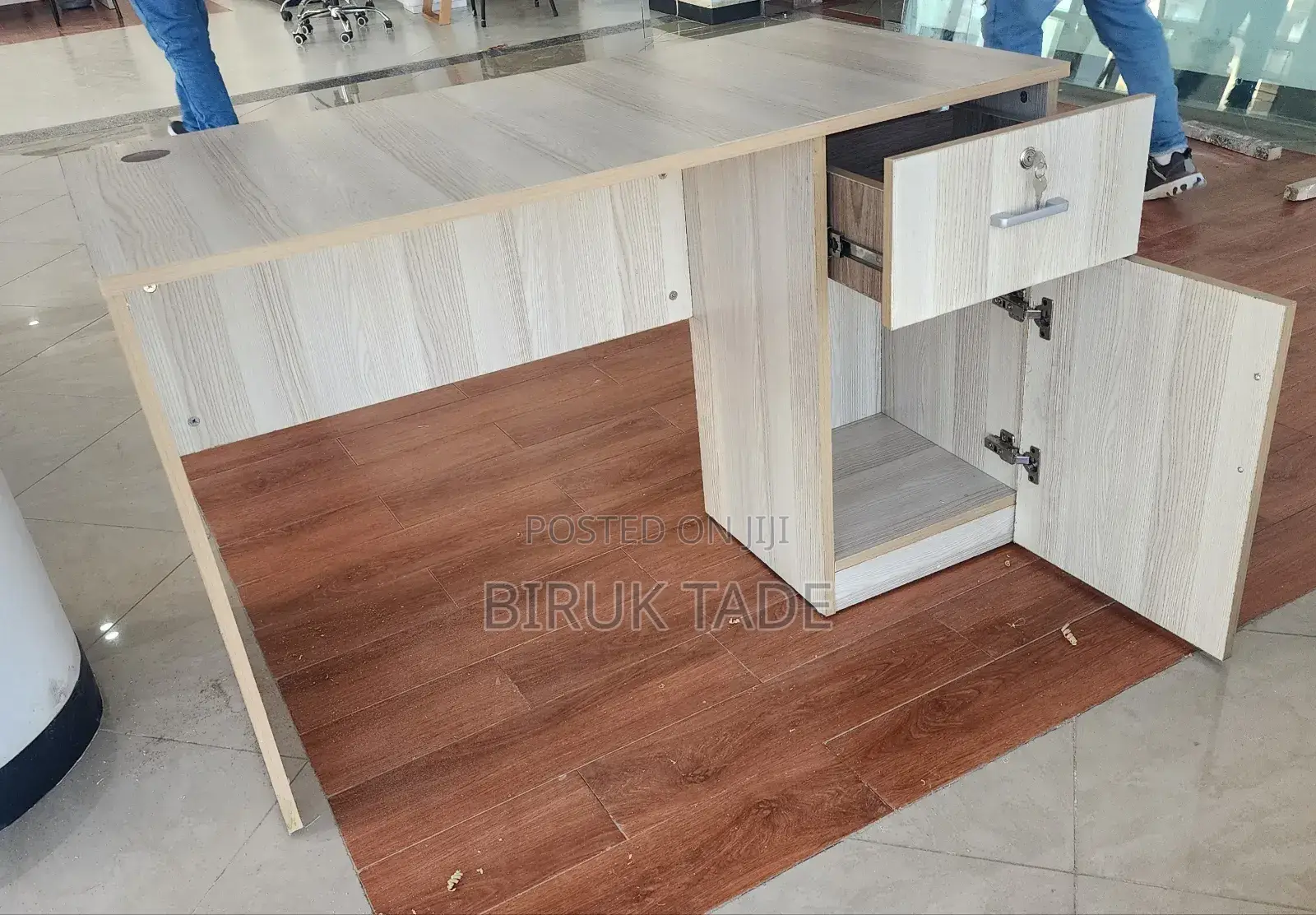 Office Table 120×60