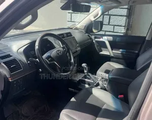 Toyota Land Cruiser Prado 2023 Silver