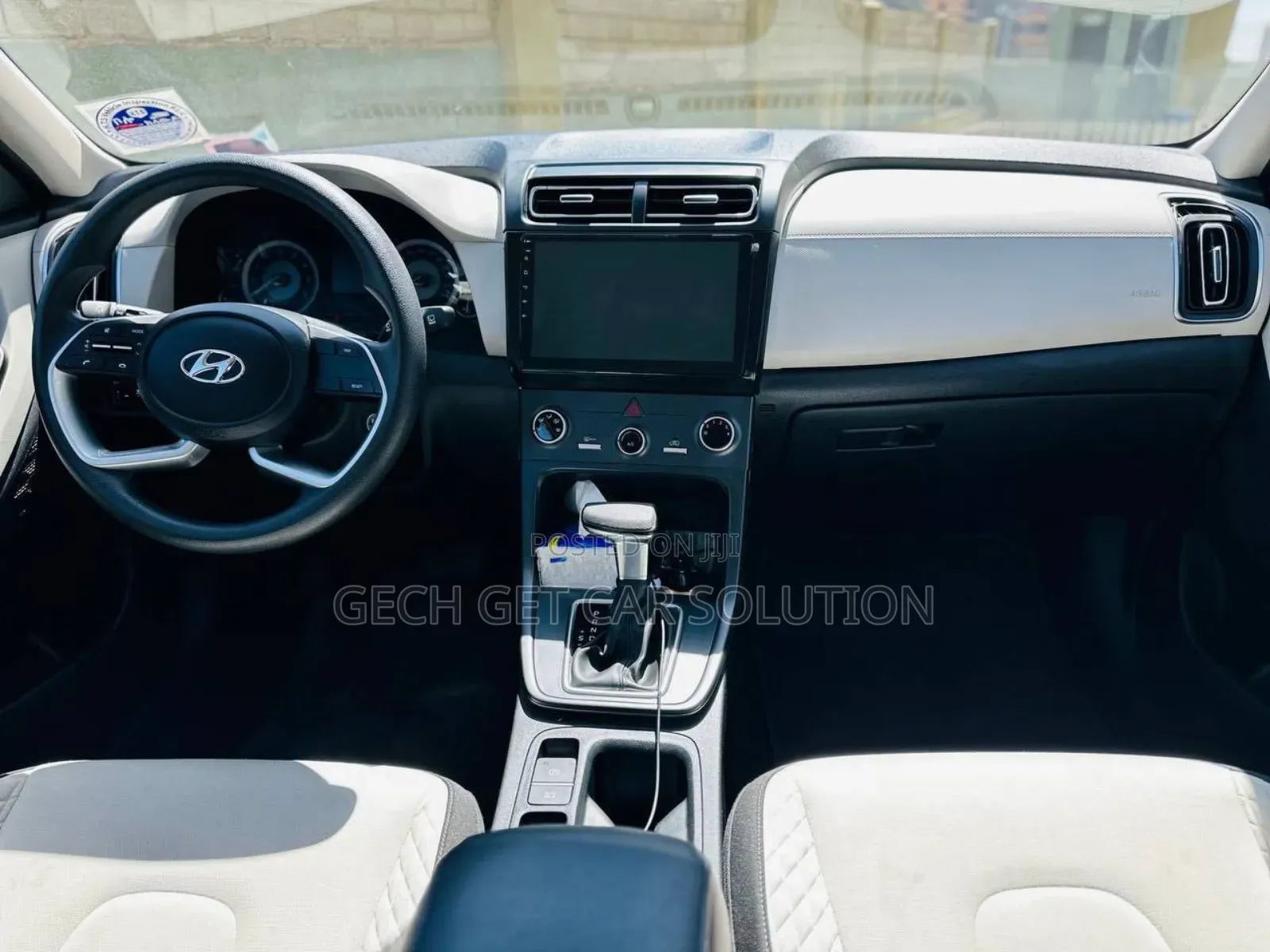 Hyundai Creta 2023 White