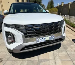 Photo - Hyundai Creta 2023 White