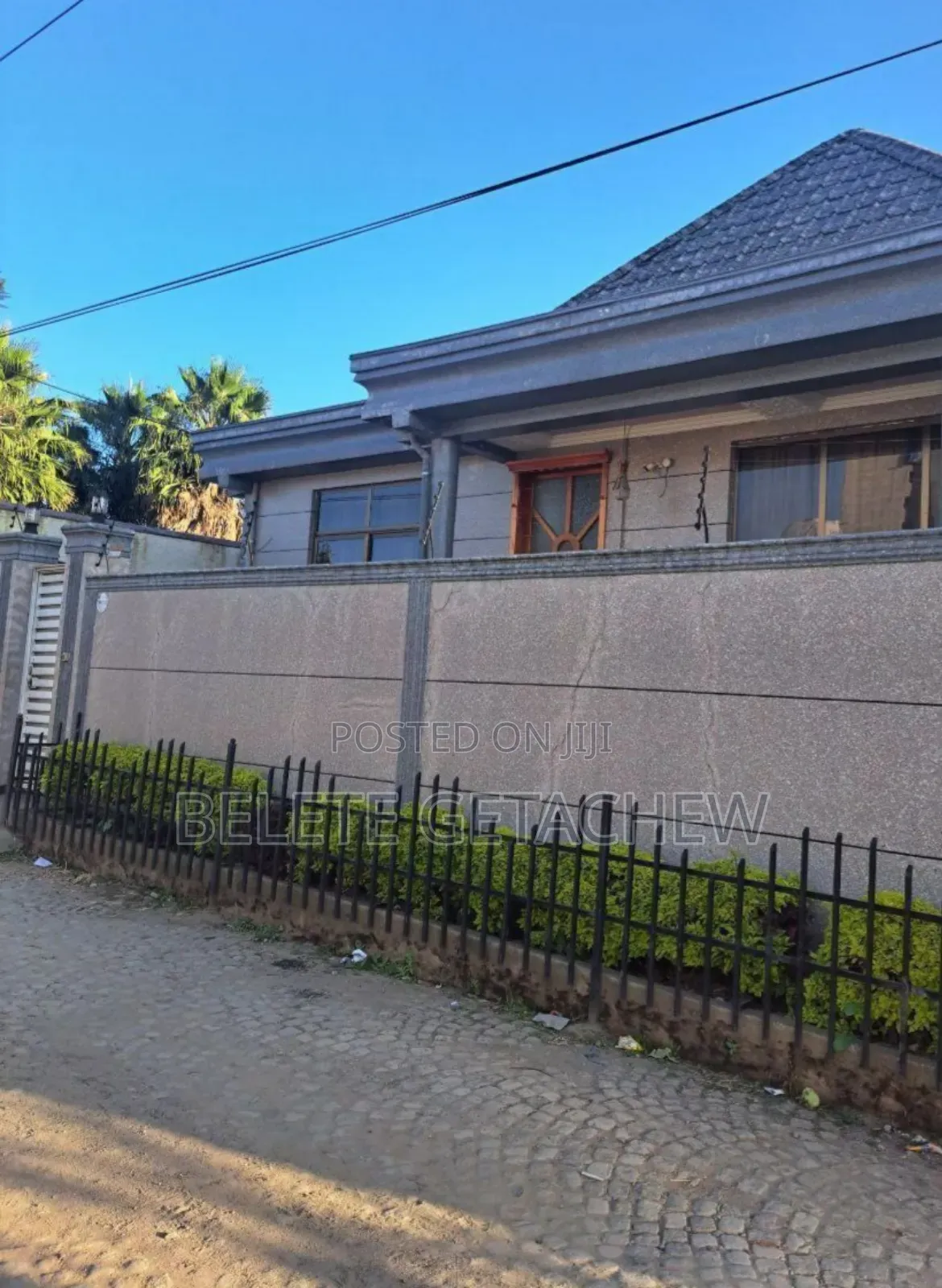 3bdrm Villa in Cmc Wosen, Luxury, Yeka for sale