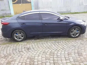 Hyundai Avante 2017 Gray