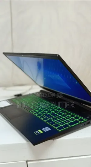 New Laptop HP Pavilion 15 8GB Intel Core I5 HDD+SSD 1T