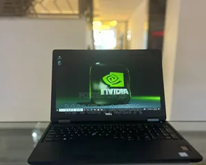 Photo - New Laptop Dell Latitude 5580 8GB Intel Core I5 SSD 512GB