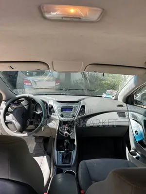 Hyundai Elantra 2014 Silver