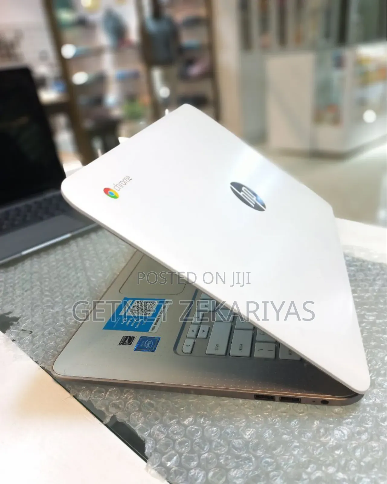 New Laptop HP Chromebook 2GB Intel Celeron SSD 16 GB