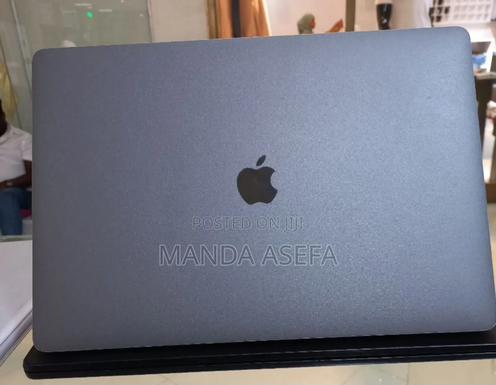 New Laptop Apple MacBook Pro 2016 16GB Intel Core I7 SSD 512GB