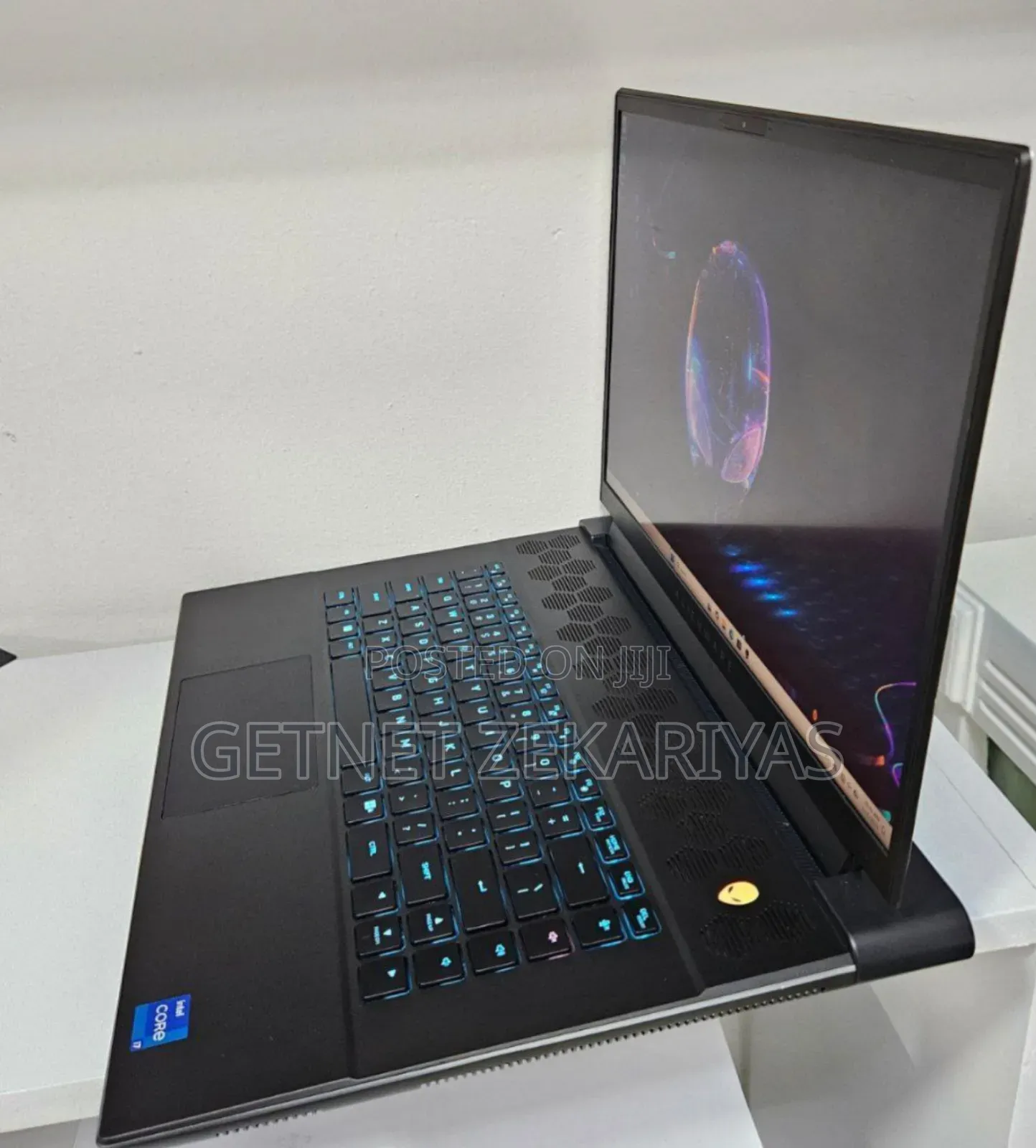 New Laptop Alienware M17x R2 16GB Intel Core I7 SSD 1T