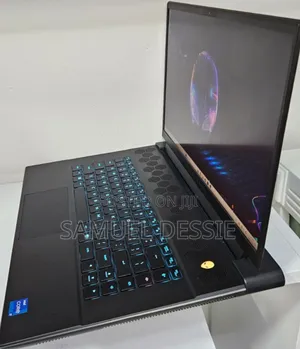 New Laptop Alienware M15 R3 16GB Intel Core I7 SSD 1T