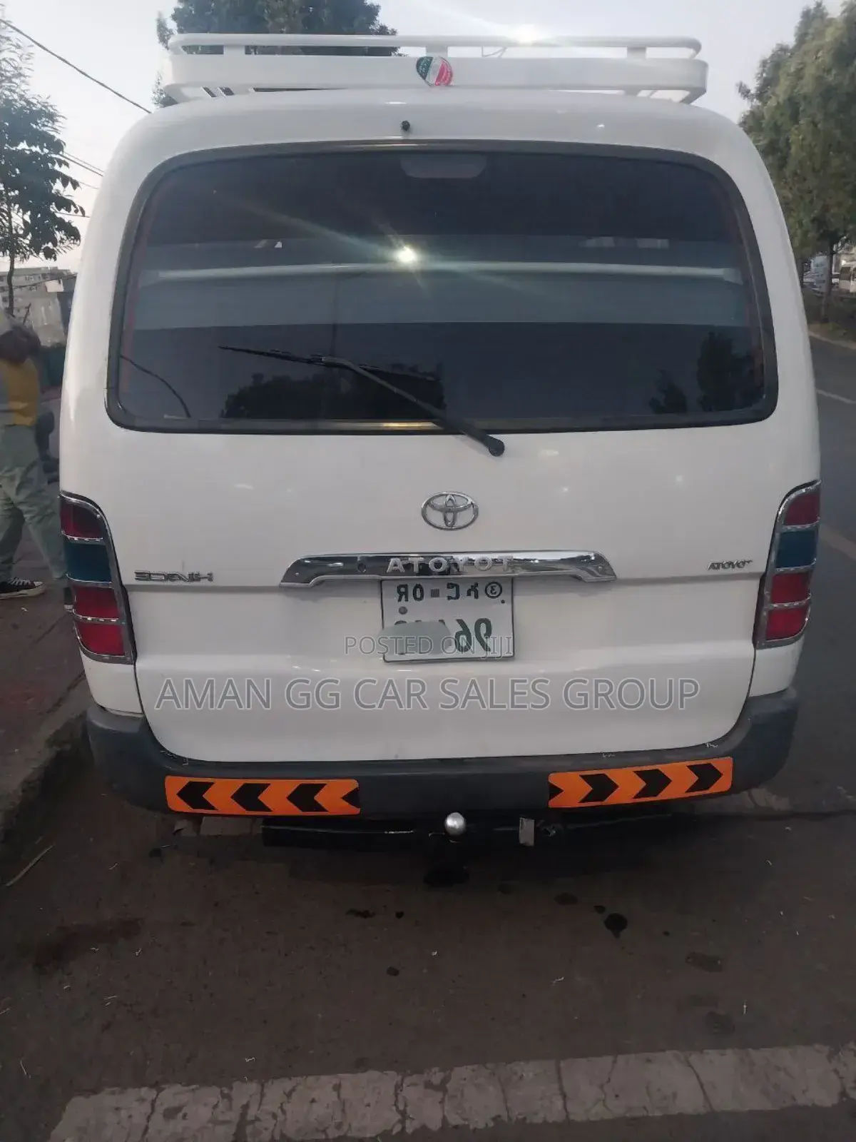 Toyota HiAce 2006 White