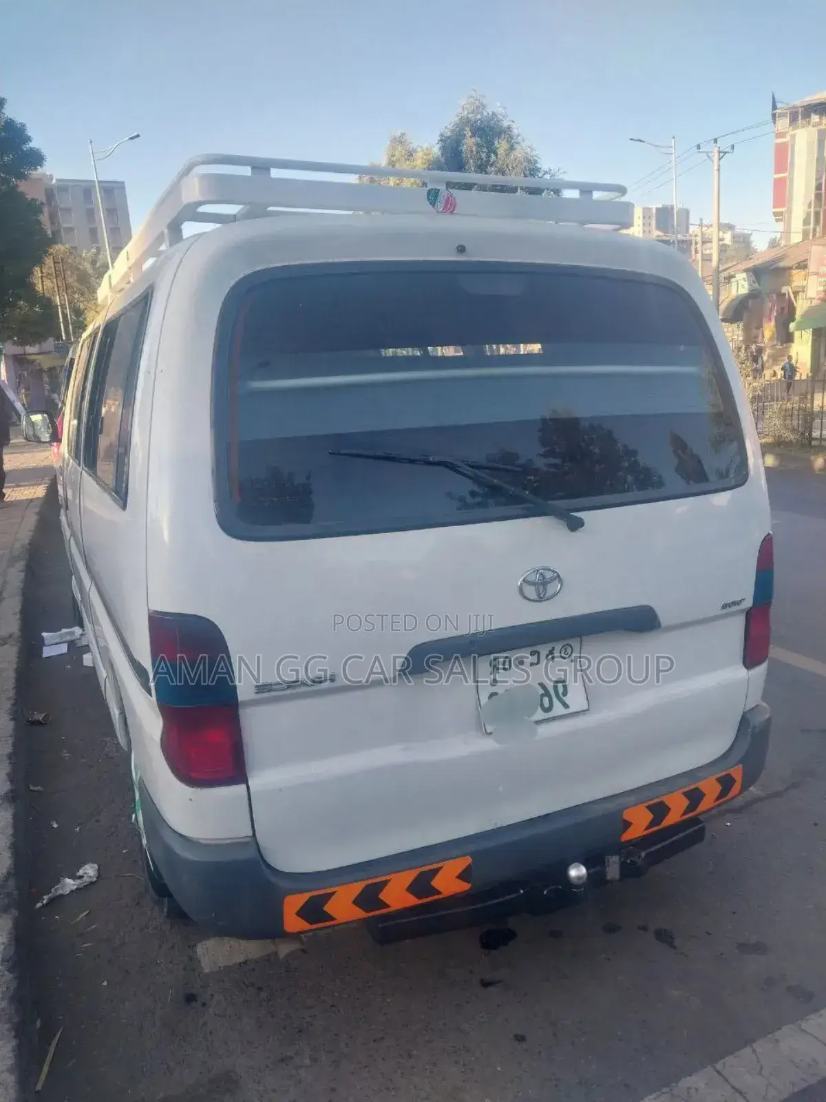 Toyota HiAce 2006 White