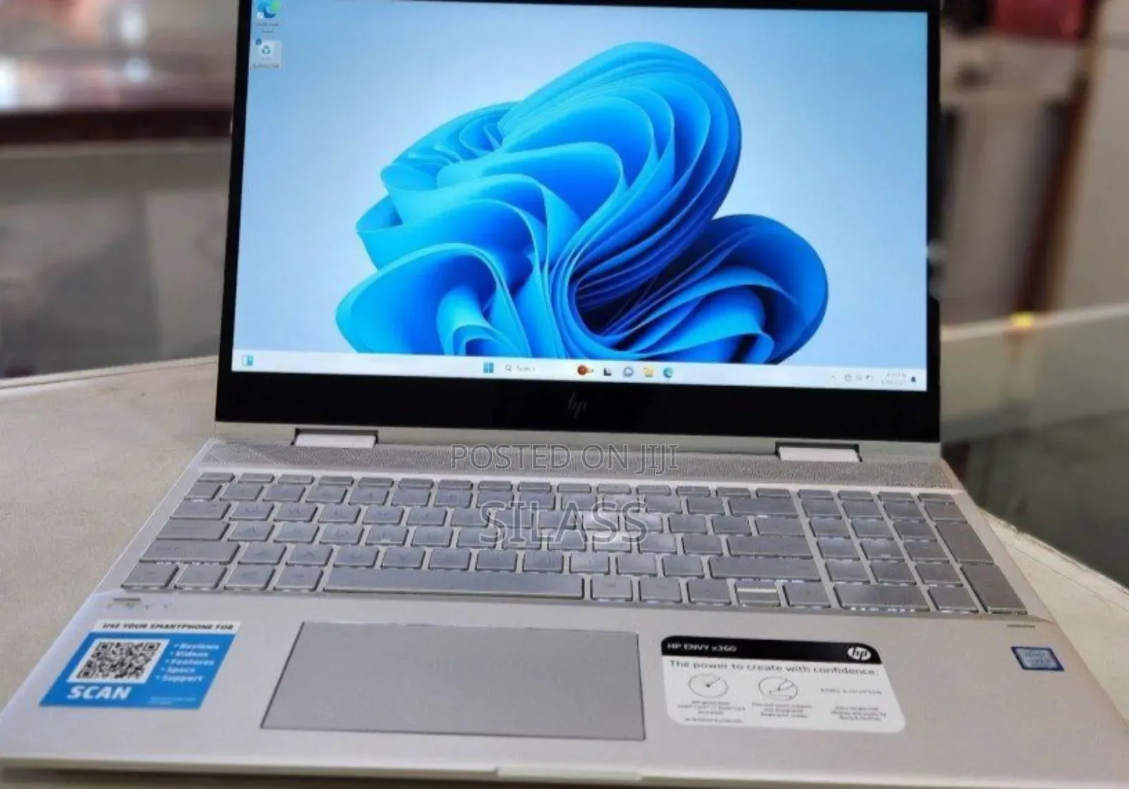 New Laptop HP Envy X360 12GB Intel Core I7 SSD 512GB