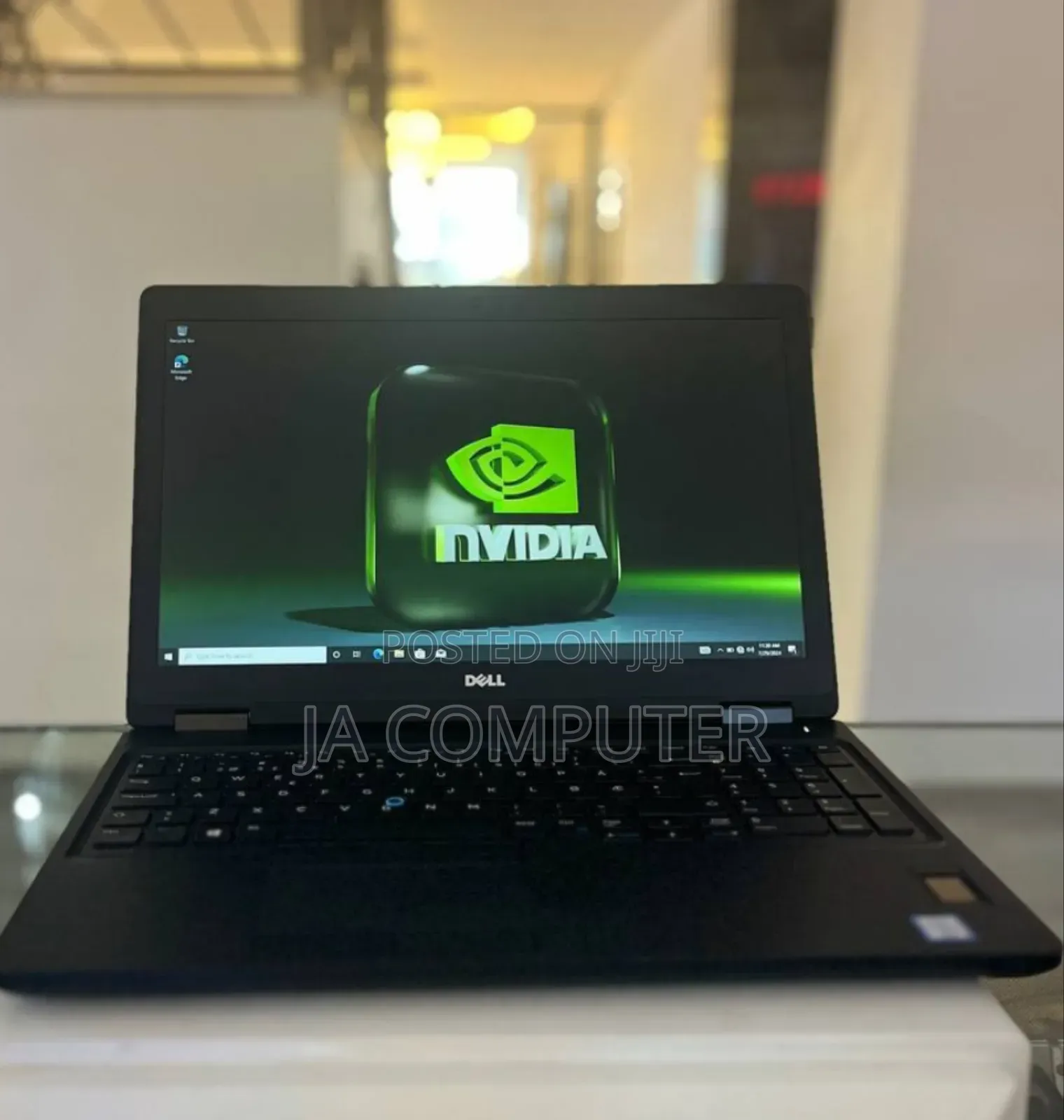 New Laptop Dell Latitude 5580 8GB Intel Core I5 SSD 256GB