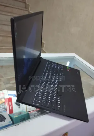 New Laptop HP Victus 15 16GB AMD Ryzen 7 SSD 1T