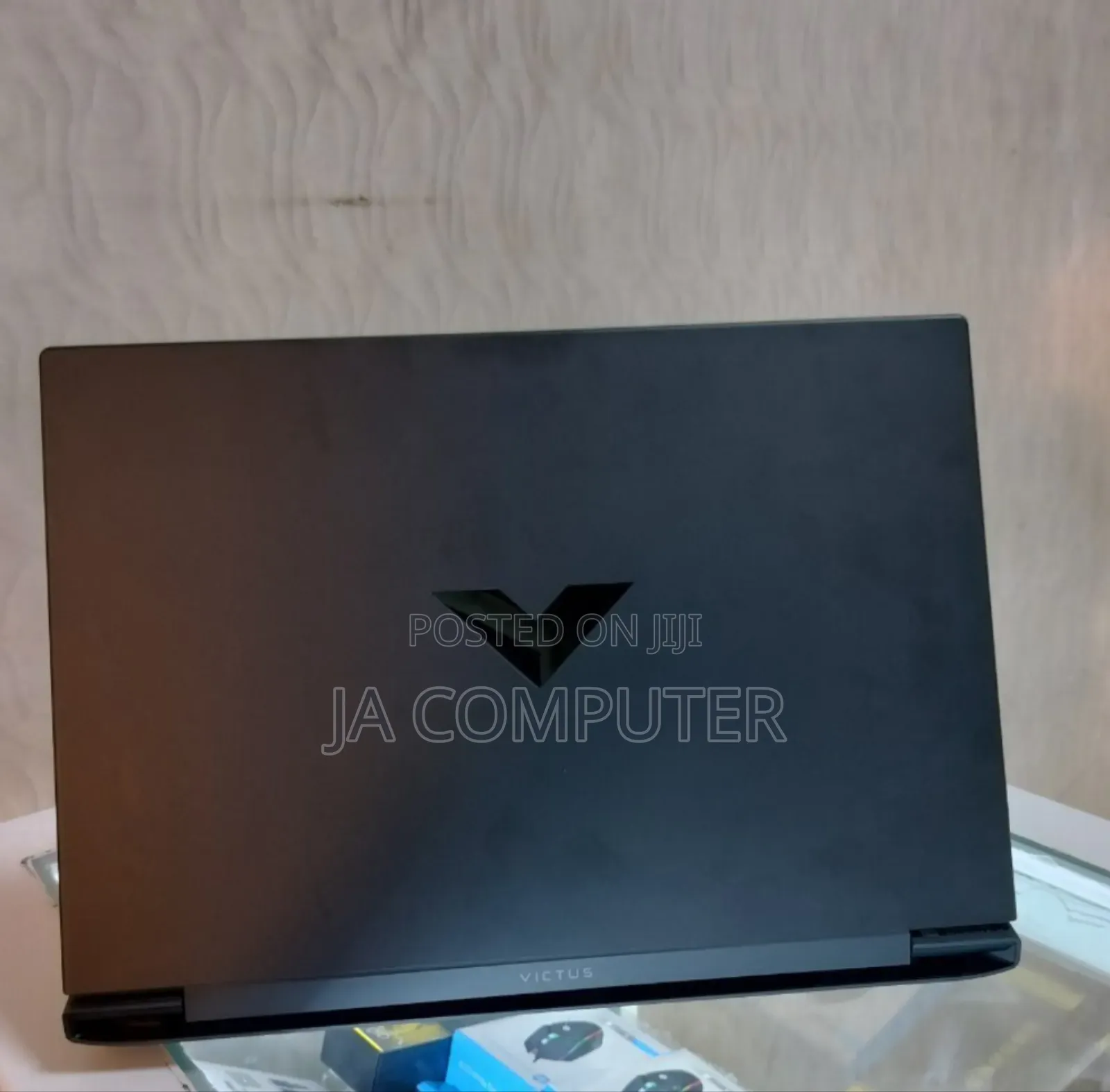 New Laptop HP Victus 15 16GB AMD Ryzen 7 SSD 1T