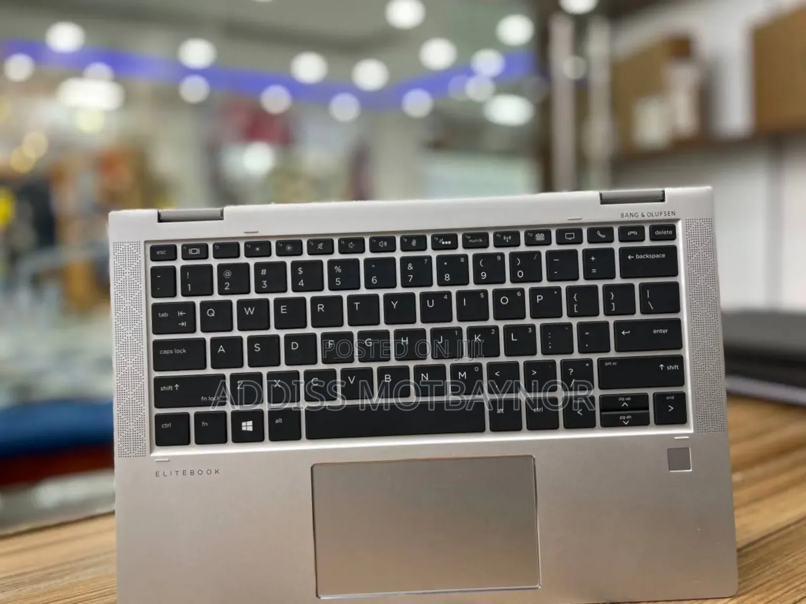 New Laptop HP EliteBook X GB Intel Core I7 SSD 512GB