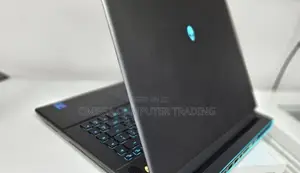 New Laptop Alienware M17x R2 16GB Intel Core i7 SSD 1T