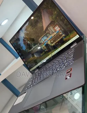 New Laptop HP Envy X360 8GB AMD Ryzen 5 SSD 512GB