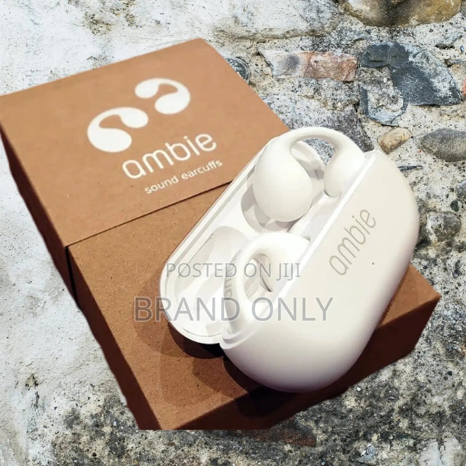 Ambie Gentle Earcuff Adds Flair to Outfits