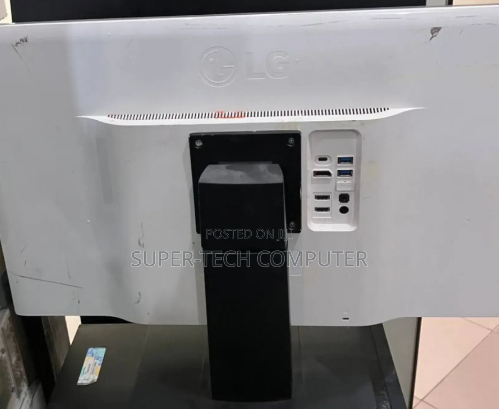 LG 27 Inch Frameless Monitor Four K Resolution