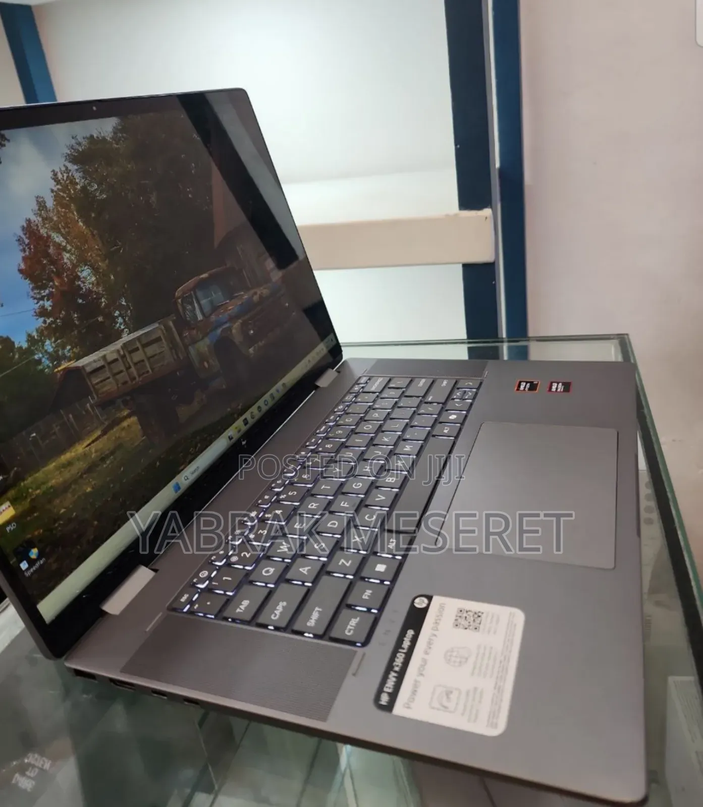 New Laptop HP Envy X360 8GB AMD Ryzen 5 SSD 512GB