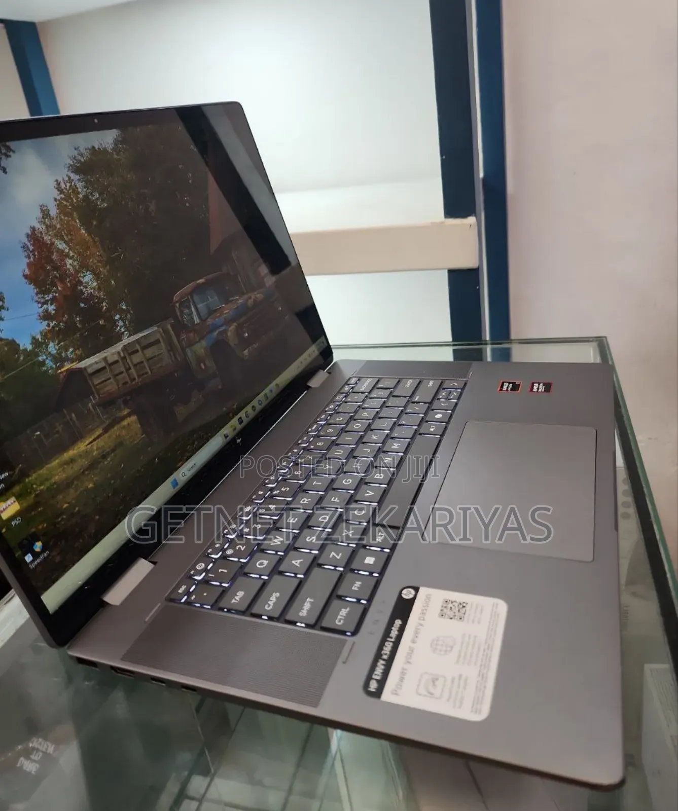 New Laptop HP Envy X360 8GB AMD Ryzen 5 SSD 512GB