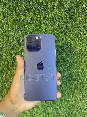 Photo - Apple iPhone 14 Pro Max 128 GB Purple