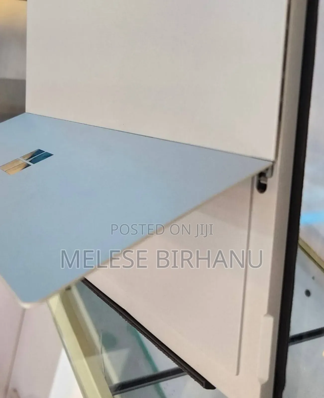 New Laptop Microsoft Surface Pro 7 8GB Intel Core I5 SSD 256GB