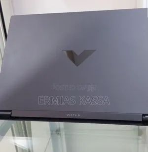 New Laptop HP Victus 16 16GB AMD Ryzen 7 SSD 1T