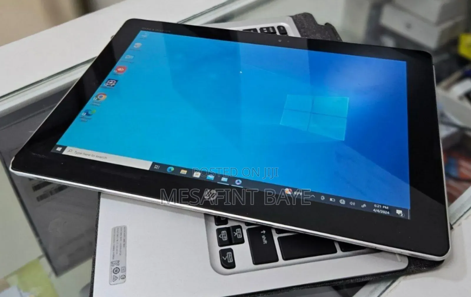 New Laptop HP Elite X2 1012 8GB Intel Core M SSD 256GB