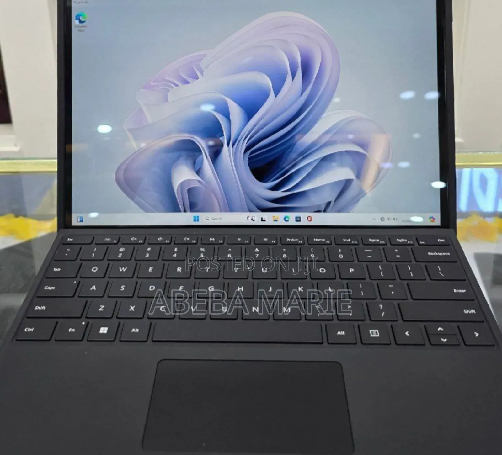 New Laptop Microsoft Surface Pro 9 16GB Intel Core I5 SSD 256GB