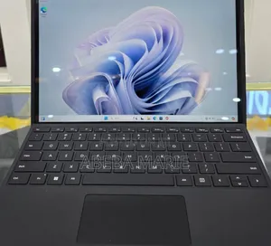 New Laptop Microsoft Surface Pro 9 16GB Intel Core I5 SSD 256GB