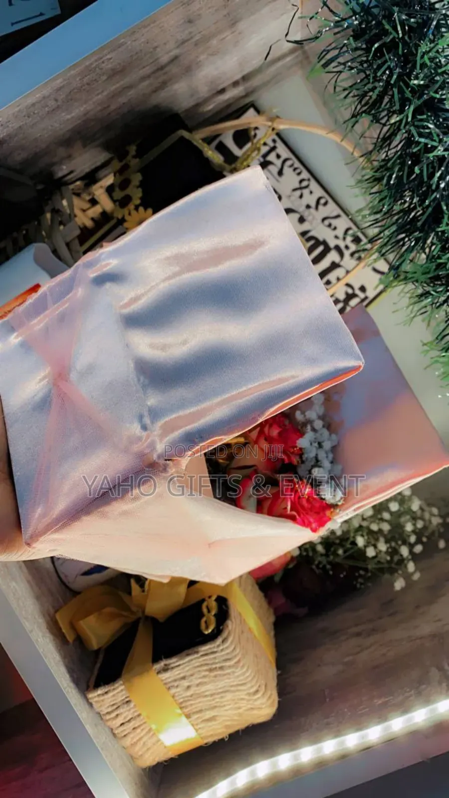 Yaho at Women's Gift  