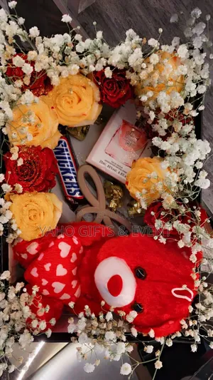 Yaho at Women's Gift  at Package