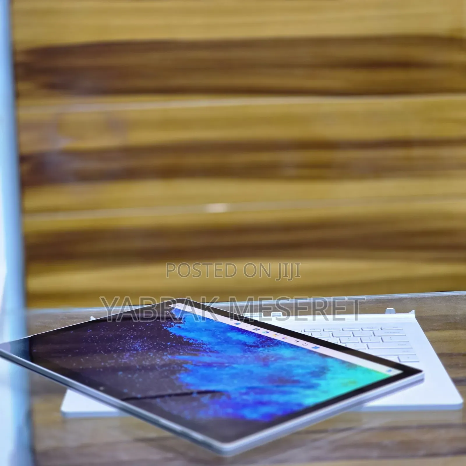 New Laptop Microsoft Surface Book 2 8GB Intel Core I5 SSD 256GB