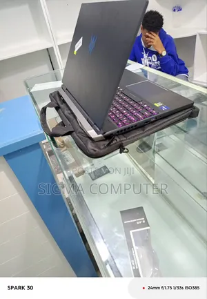 New Laptop Acer Predator Helios 300 16GB Intel Core I9 SSD 1T