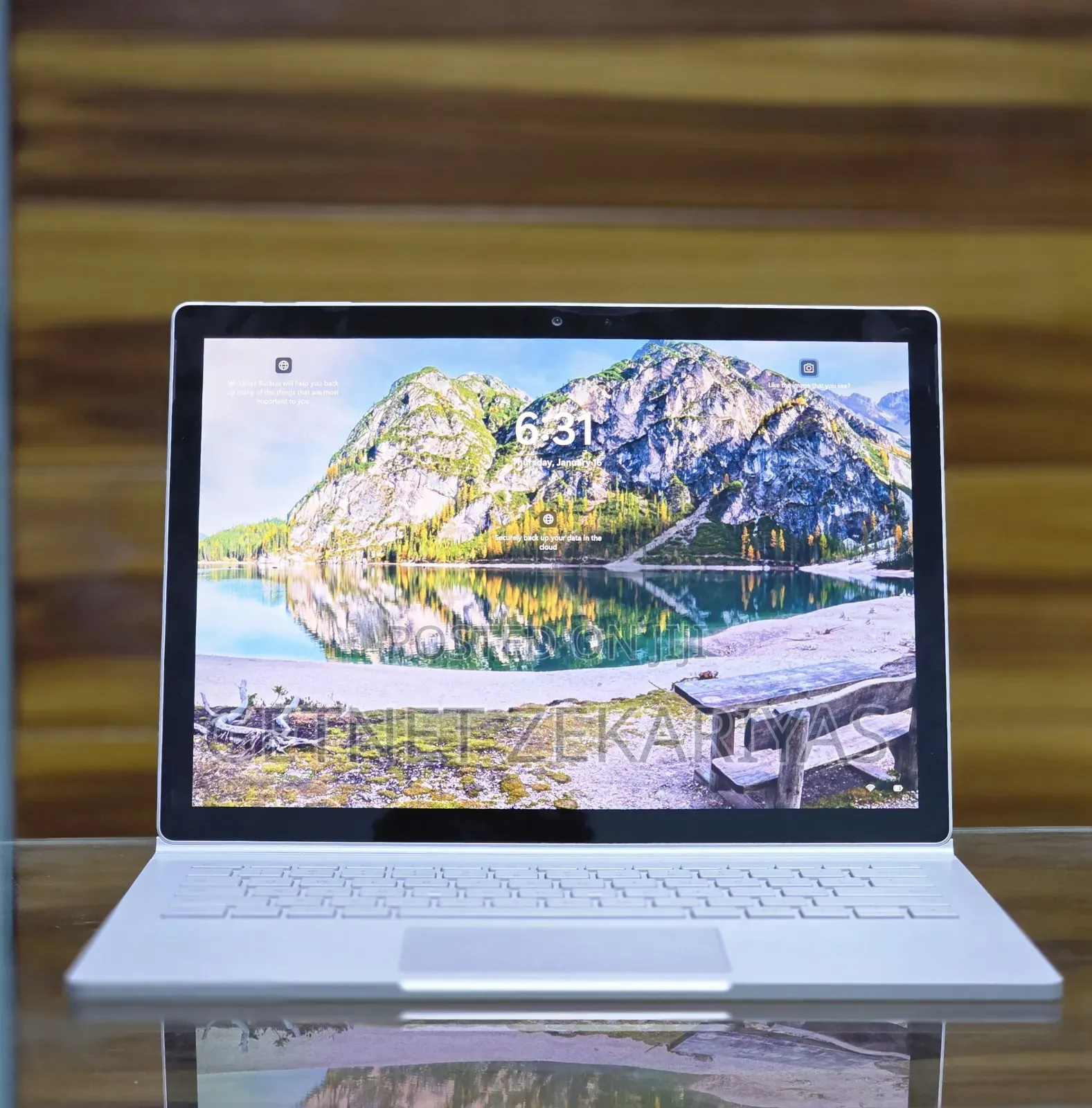 New Laptop Microsoft Surface Book 2 8GB Intel Core I5 SSD 256GB