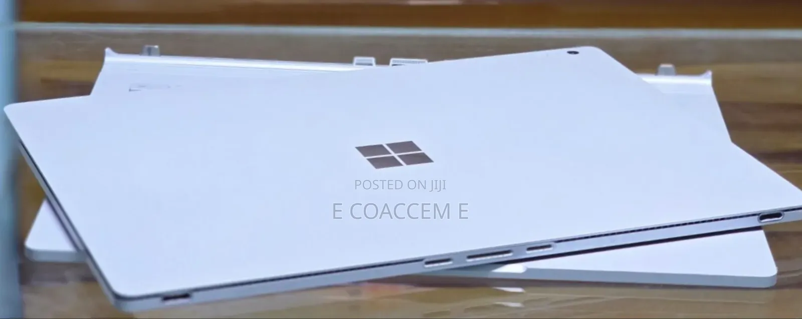 New Laptop Microsoft Surface 8GB Intel Core I5 SSD 256GB