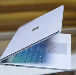 New Laptop Microsoft Surface Book 2 8GB Intel Core I5 SSD 256GB