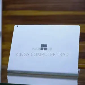 New Laptop Microsoft Surface Book 2 8GB Intel Core I5 SSD 256GB