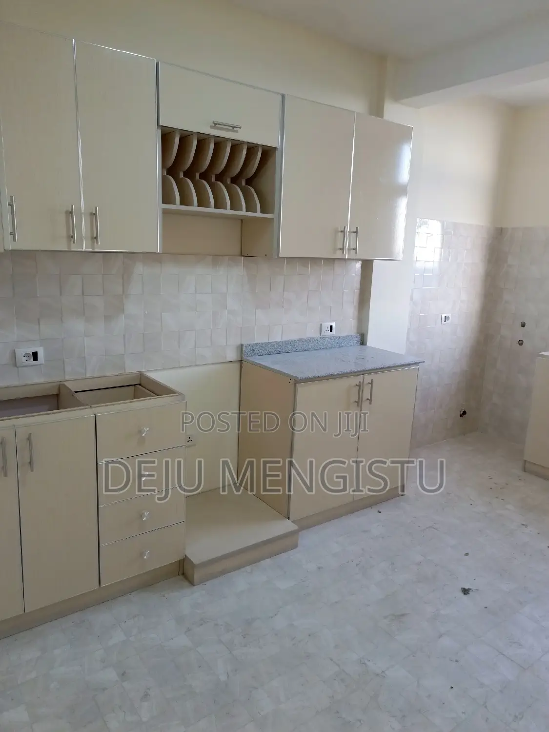 4bdrm Apartment in ሰባ ሁለት, Bole for rent