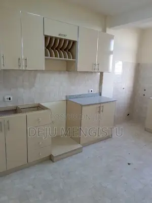4bdrm Apartment in ሰባ ሁለት, Bole for rent