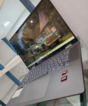 New Laptop HP 8GB AMD Ryzen 5 SSD 1T