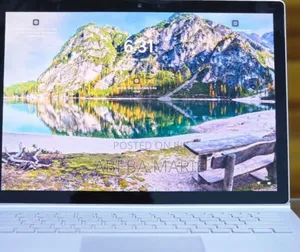 New Laptop Microsoft Surface Book 2 8GB Intel Core I5 SSD 256GB
